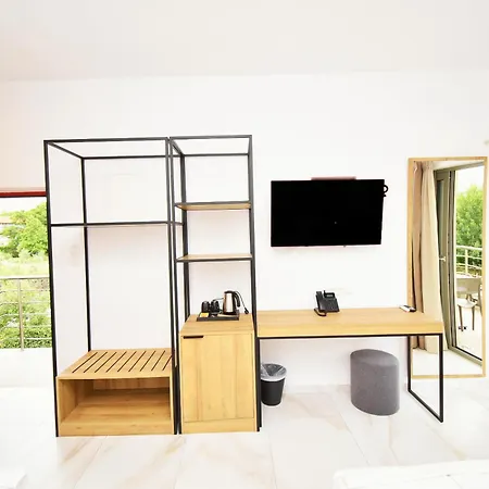 Hotel Olympion Melathron 2*
